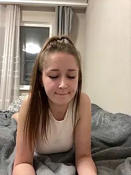 Angel hotyy online show from December 22, 2025, 9:48 pm