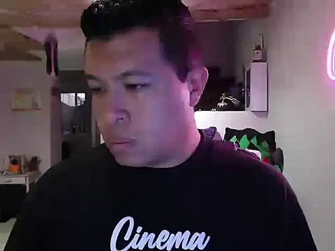 Snapshot of mrpandacol89 chatting on October 28, 2025, 10:31 pm mrpandacol89 online show from October 28, 2025, 10:31 pm