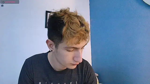 Snapshot of Erick_Taylor3 chatting on June 27, 2026, 8:37 pm Erick Taylor3 online show from June 27, 2026, 8:37 pm