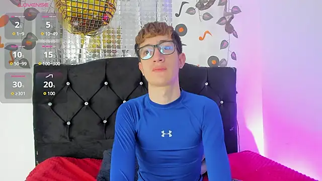 Erick Taylor3 online show from October 29, 2025, 5:34 pm