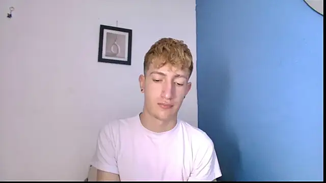 Erick Taylor3 online show from April 16, 2026, 9:39 pm