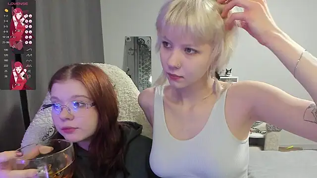 TenderTwos online show from April 8, 2026, 8:54 pm