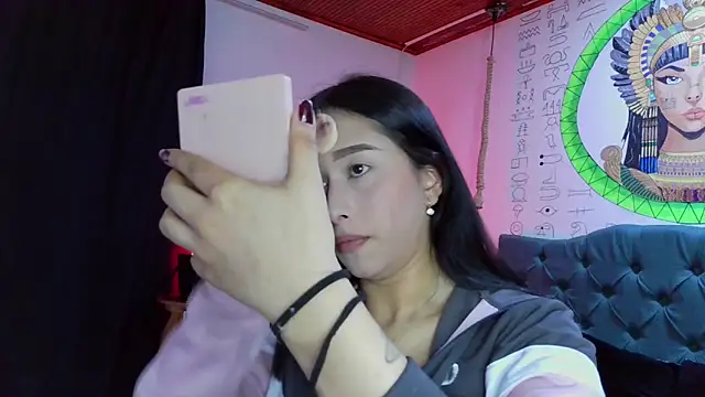 melissa  dolce online show from December 4, 2025, 9:03 pm