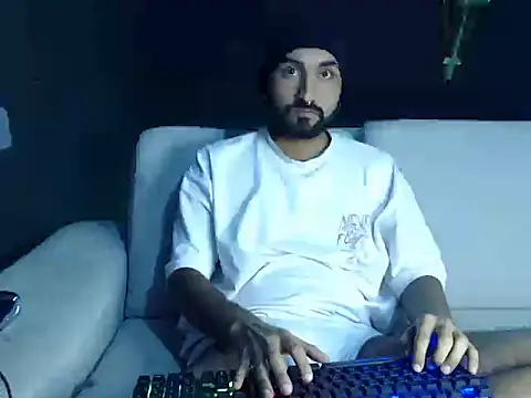  xsebassx  online show from October 25, 2025, 4:22 am