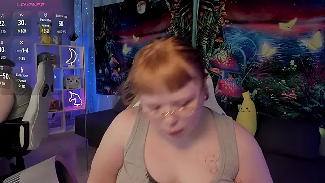 LottieReed online show from November 6, 2025, 1:59 pm