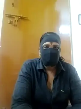 tamilammu1431 online show from December 20, 2025, 4:32 pm