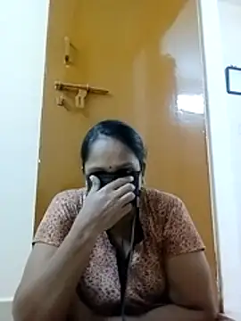 tamilammu1431 online show from November 9, 2025, 4:22 pm