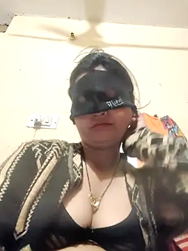 Snapshot of Pyaar_Ki_Pooja chatting on January 31, 2026, 11:03 pm Pyaar Ki Pooja online show from January 31, 2026, 11:03 pm