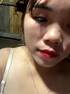 nachi-baby online show from November 10, 2025, 8:25 pm