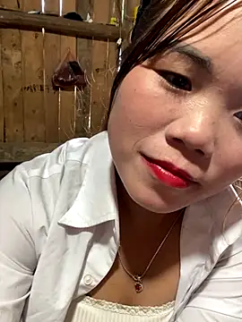 nachi-baby online show from November 26, 2025, 2:00 am