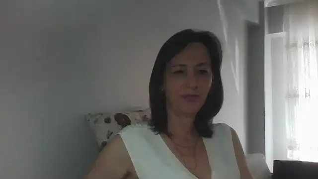 ArianaStarr online show from April 27, 2026, 7:06 am