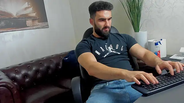 MicahLane online show from November 2, 2025, 5:45 am