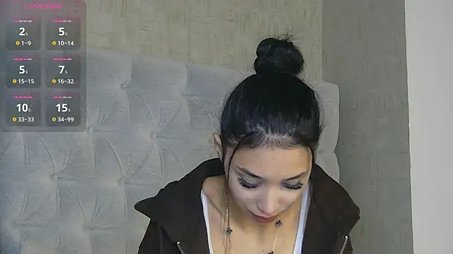 DemmiLove online show from February 27, 2026, 8:30 pm