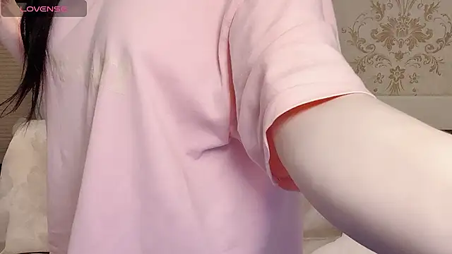 anna-888- online show from February 13, 2026, 1:22 pm