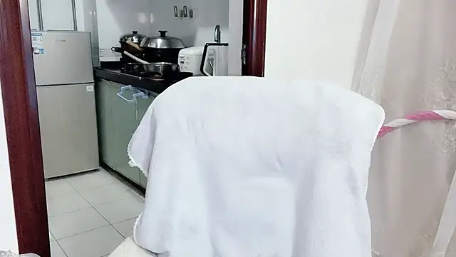 anna-888- online show from November 4, 2025, 3:05 pm