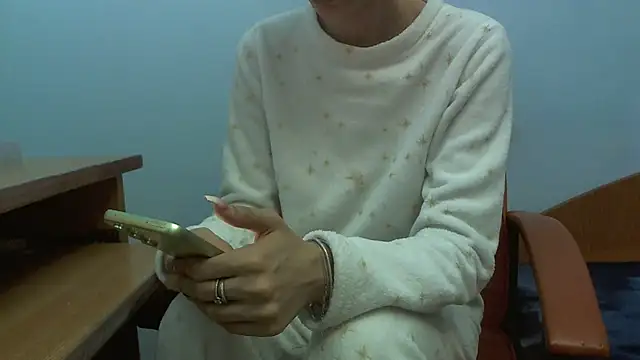 andreea713 online show from February 16, 2026, 2:48 pm