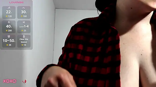 Snapshot of harper1brown chatting on December 1, 2025, 8:42 pm harper1brown online show from December 1, 2025, 8:42 pm