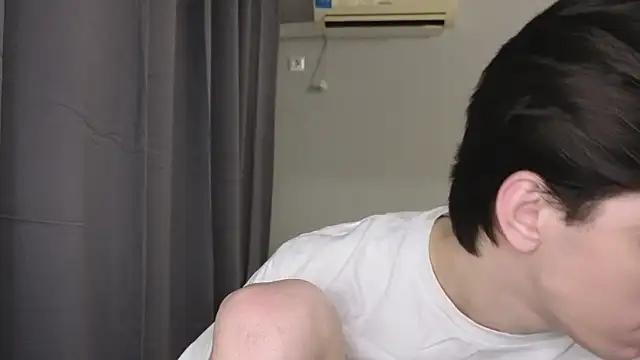 Oliver star boy  online show from November 1, 2025, 6:46 pm