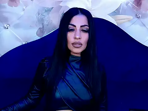 Snapshot of NoirKaylah chatting on October 25, 2025, 7:58 pm NoirKaylah online show from October 25, 2025, 7:58 pm