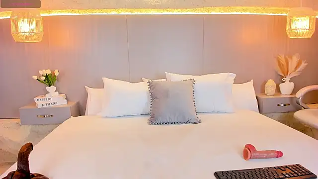 AmyColman  online show from March 6, 2026, 12:11 pm