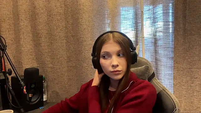 Softixq online show from October 26, 2025, 1:22 pm