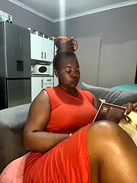 SweetCandy84 online show from December 14, 2025, 11:16 am