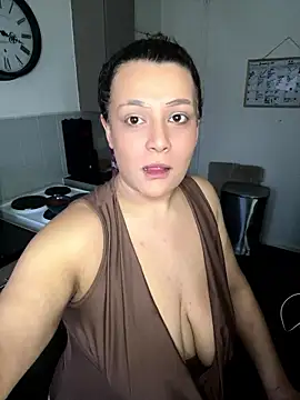 BubblesLovexox online show from January 6, 2026, 3:49 pm