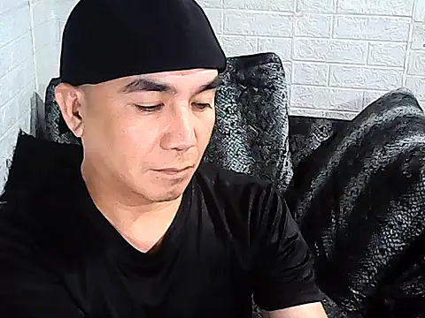 yourasiandesire69 online show from December 16, 2025, 6:12 pm