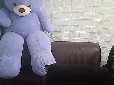 yourasiandesire69 online show from November 6, 2025, 4:00 pm