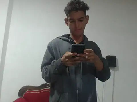 Snapshot of 27kemitosu02 chatting on October 24, 2025, 2:32 am 27kemitosu02 online show from October 24, 2025, 2:32 am