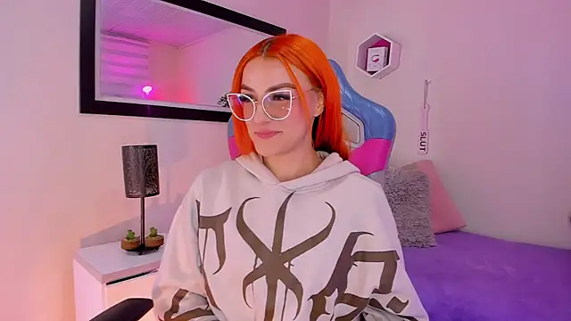 celeste blazze  online show from January 6, 2026, 5:17 pm