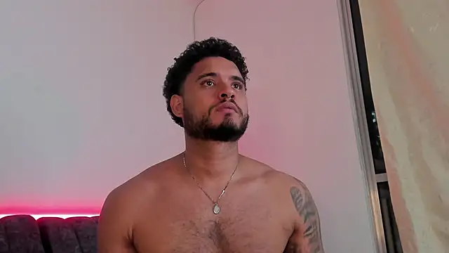 AUSTINN TORRES online show from April 8, 2026, 4:14 am