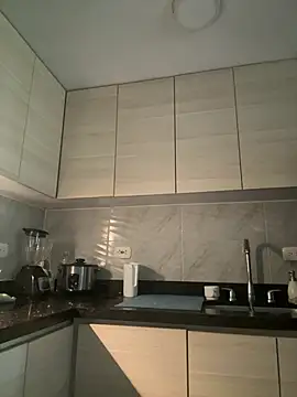 AUSTINN TORRES online show from April 14, 2026, 6:46 pm