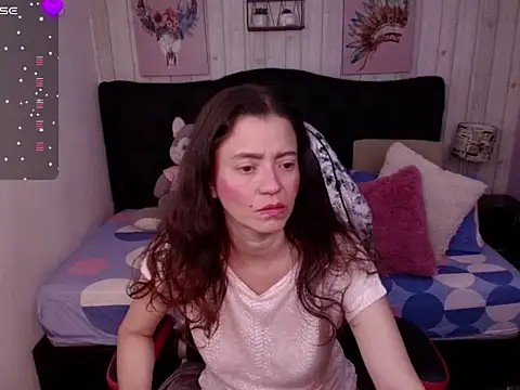 Snapshot of _Rachel_Jones_ chatting on February 15, 2026, 11:58 pm Rachel Jones online show from February 15, 2026, 11:58 pm