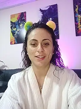 Caroline Jons online show from October 29, 2025, 11:20 am