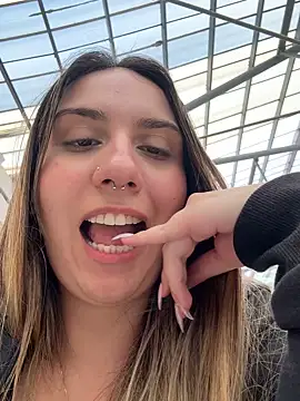 sarah honey   online show from July 28, 2026, 4:39 pm