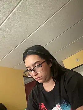 Kloe Novoa online show from February 7, 2026, 1:52 pm