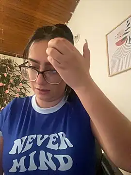 Kloe Novoa online show from October 31, 2025, 1:52 pm