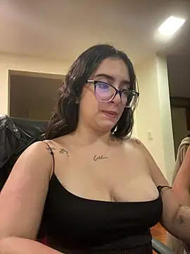 Kloe Novoa online show from March 30, 2026, 12:06 pm