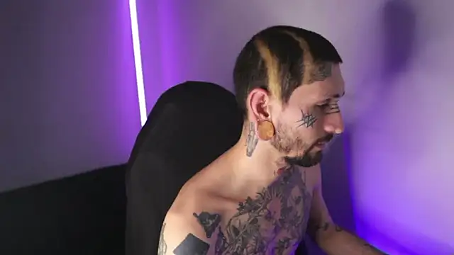 Snapshot of TokyoHatsumoto chatting on March 3, 2026, 11:01 pm TokyoHatsumoto online show from March 3, 2026, 11:01 pm