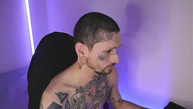 Snapshot of TokyoHatsumoto chatting on February 21, 2026, 10:56 pm TokyoHatsumoto online show from February 21, 2026, 10:56 pm