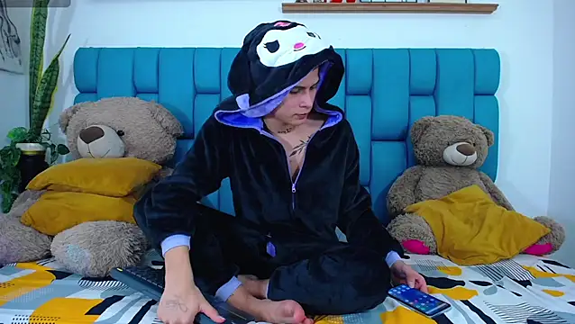 Snapshot of Hot_Boys_Latinos_X chatting on March 20, 2026, 2:07 pm Hot Boys Latinos X online show from March 20, 2026, 2:07 pm