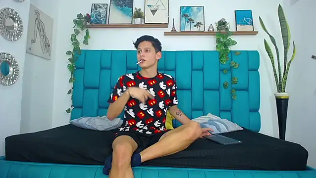 Hot Boys Latinos X online show from November 7, 2025, 10:03 pm