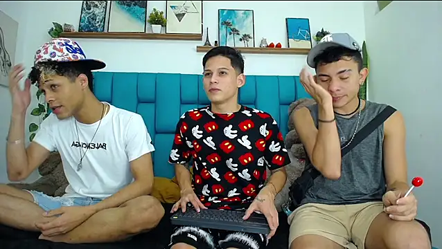 Snapshot of Hot_Boys_Latinos_X chatting on February 3, 2026, 11:21 pm Hot Boys Latinos X online show from February 3, 2026, 11:21 pm