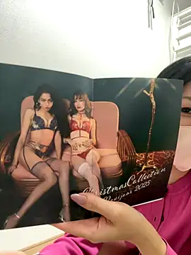 akimix xoxo online show from November 17, 2025, 8:40 am