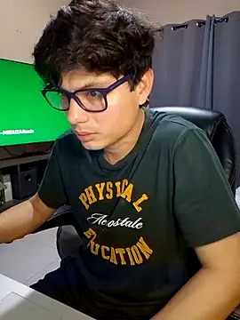 Ais B10 online show from February 18, 2026, 2:31 am