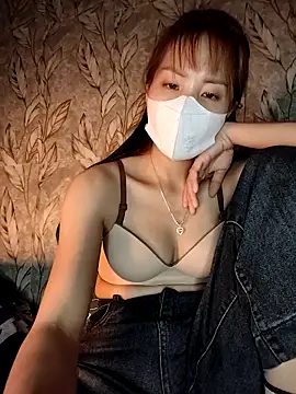 Snapshot of ezabel- chatting on February 13, 2026, 5:57 pm ezabel- online show from February 13, 2026, 5:57 pm