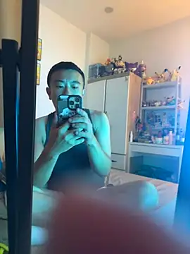 GayHiFunBTM online show from November 18, 2025, 10:07 am