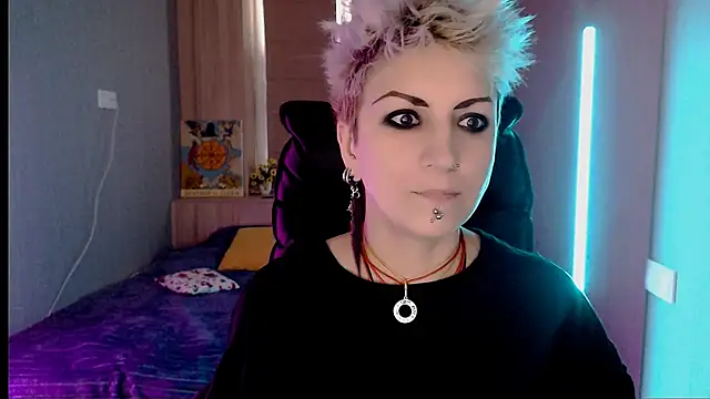 Snapshot of Sweet-n-Strong chatting on February 24, 2026, 12:17 pm Sweet-n-Strong online show from February 24, 2026, 12:17 pm