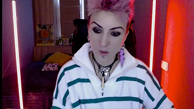 Snapshot of Sweet-n-Strong chatting on January 17, 2026, 6:50 am Sweet-n-Strong online show from January 17, 2026, 6:50 am